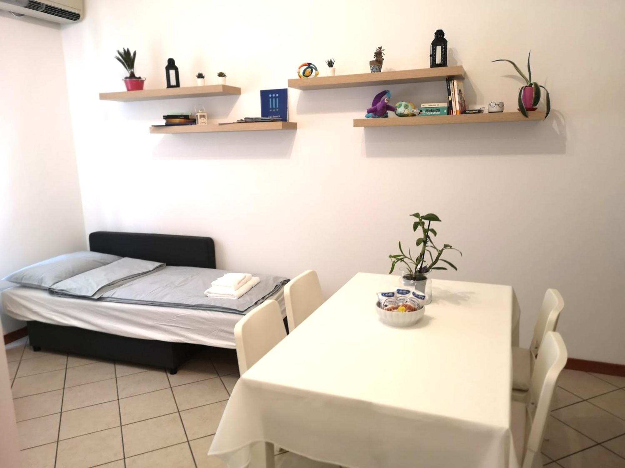 Holiday Apartment - Brescia Centro - Parcheggio Privato Exterior foto