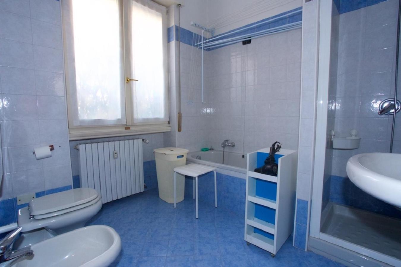 Holiday Apartment - Brescia Centro - Parcheggio Privato Exterior foto